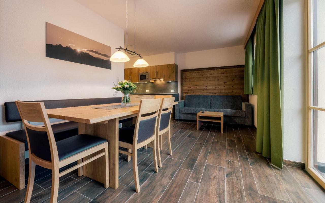 Appartements Alexander Fiss Eksteriør billede