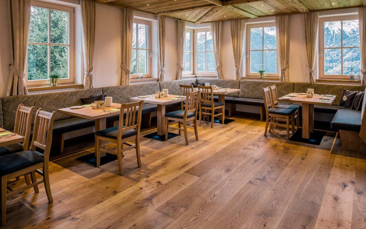 Appartements Alexander Fiss Eksteriør billede
